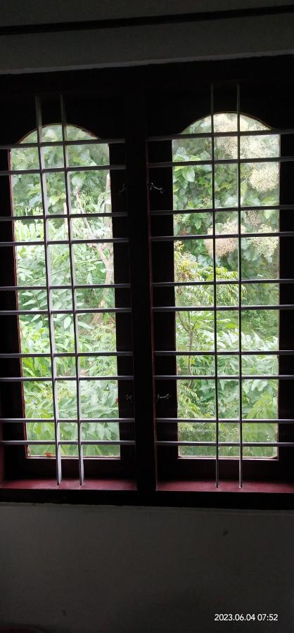 Floral Homestay Thekkady Exterior foto